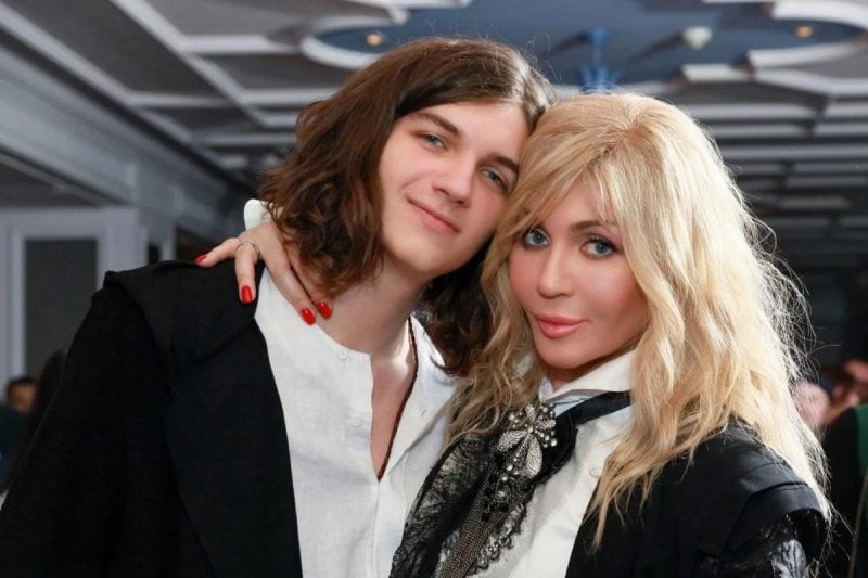 800_0_1732617978-3587