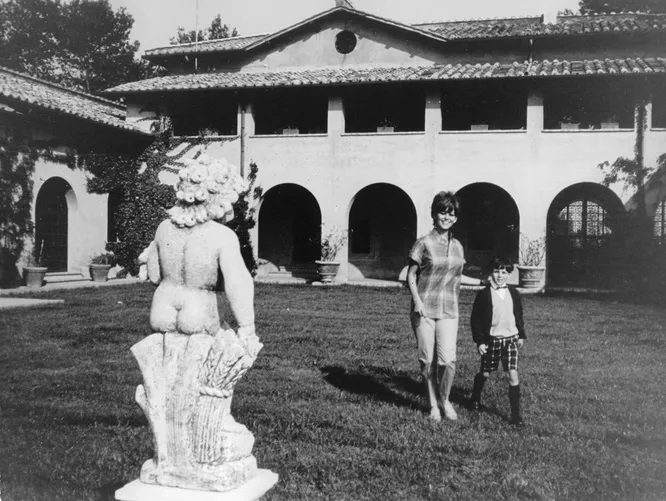 2a9cd474877ad3fa850625af8343ed1f_cropped_666x501