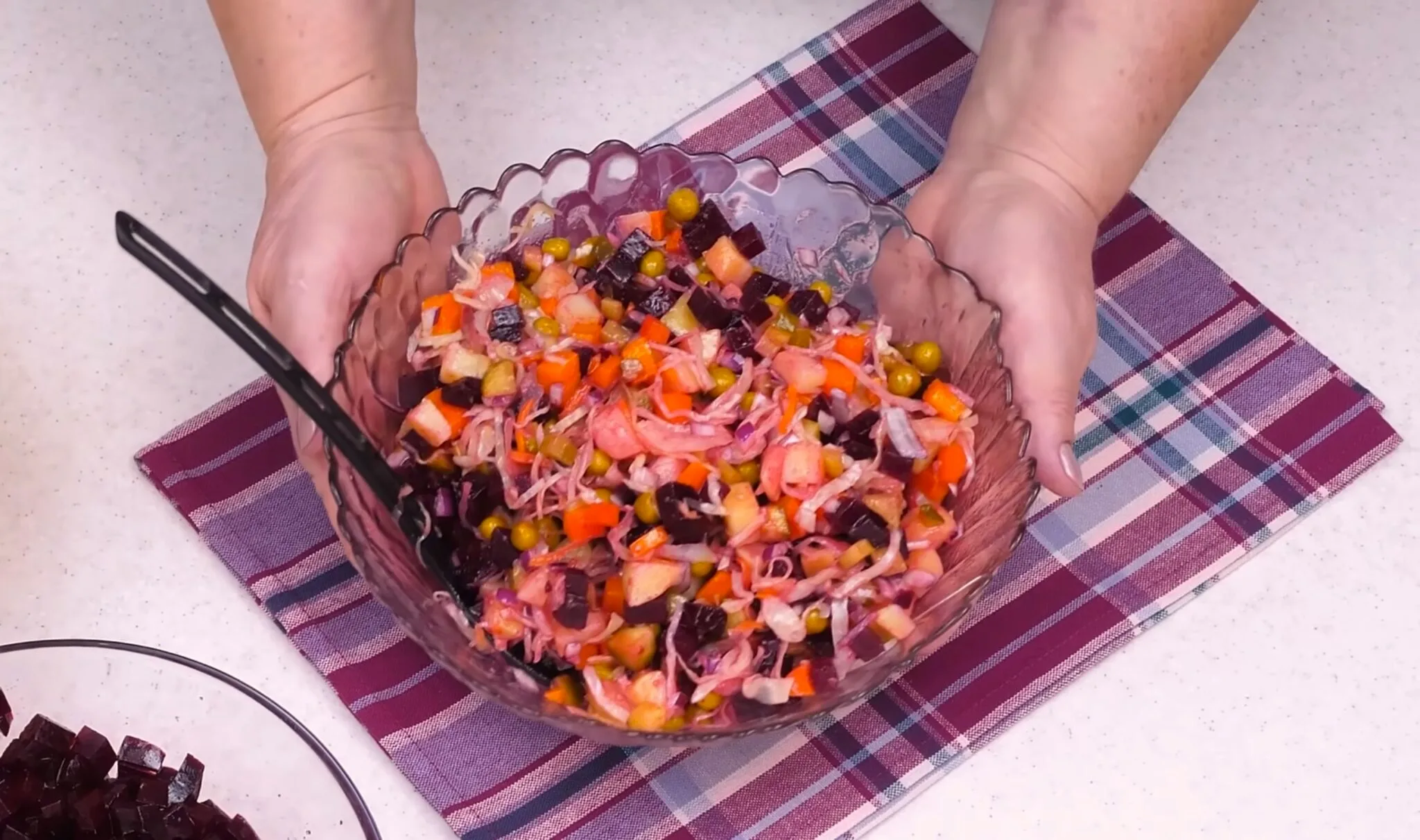 1 чайна ложка у вінегрет – і буряк не забарвлює овочі: смак стає настільки добрим, що це точно 100 із 10