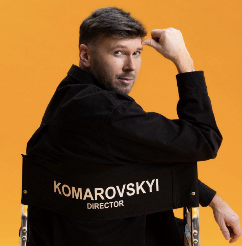 Олексій Комаровський: від героїчних реконструкцій до  сімейних історій
