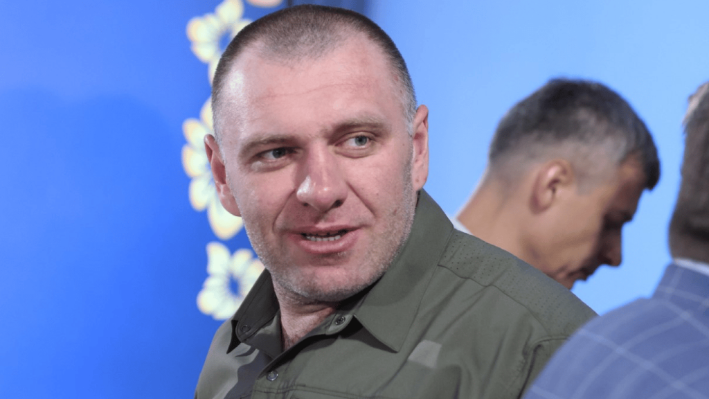 Василь Малюк и его дочь: биография, семья и карьера