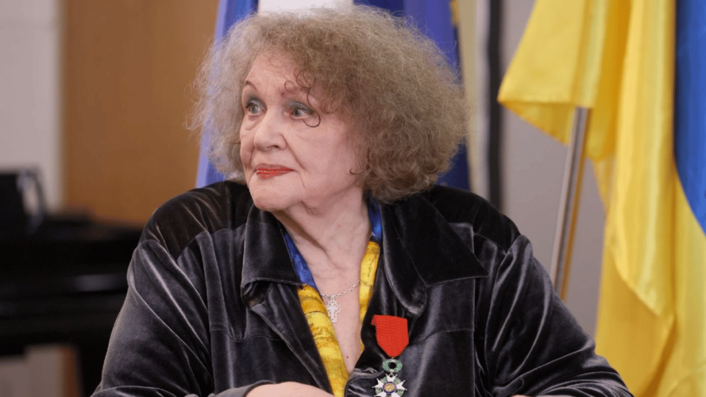 Ліна Костенко Біографія: Життя і Творчість Видатної Української Поетеси