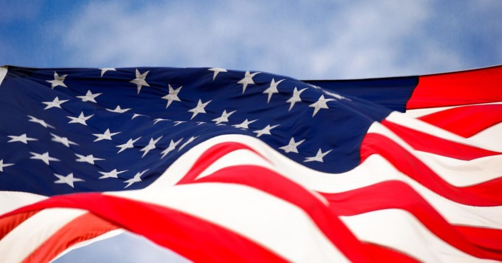 У розвідці США почали масові звільнення: новий керівник Трампа взявся за “чистку” — CNN