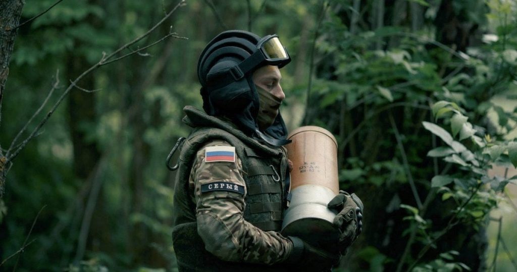 Мінус 1300 солдатів і гора спаленої техніки: які втрати Росії на 4 червня