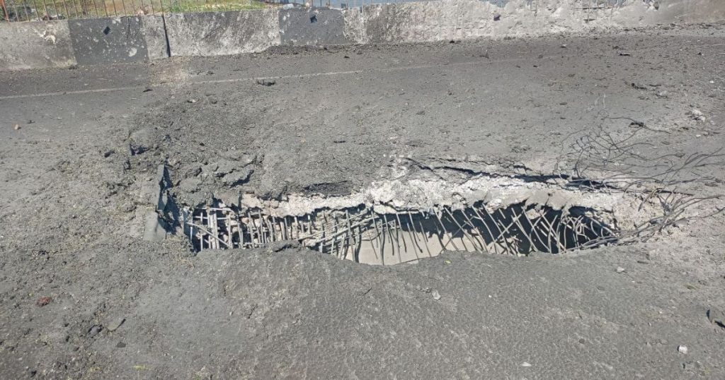 Чонгарський міст повністю зруйновано, а в Путіна намагаються це приховати