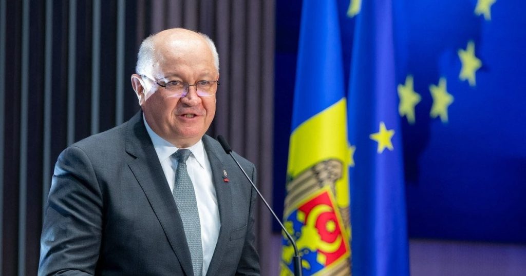 Прем’єр Молдови Мунтяну раптово подав у відставку: що відомо
